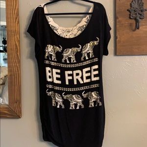 🎉EVERYTHING MUST GO!!!🎉Black blouse